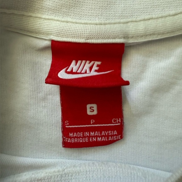 Nike Y2K Cropped Logo T Shirt Women’s Size Small - Picture 9 of 10